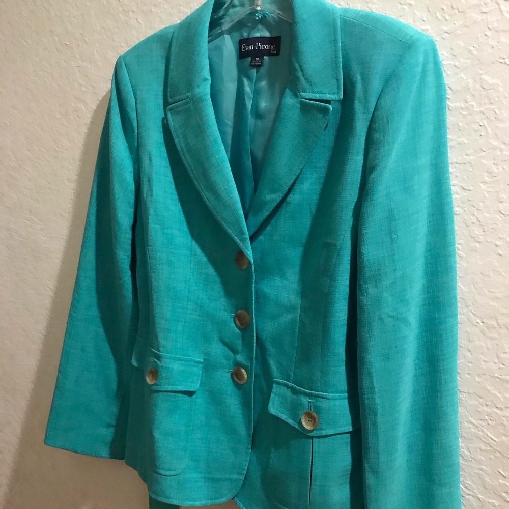 Evan Picone, Suit jacket